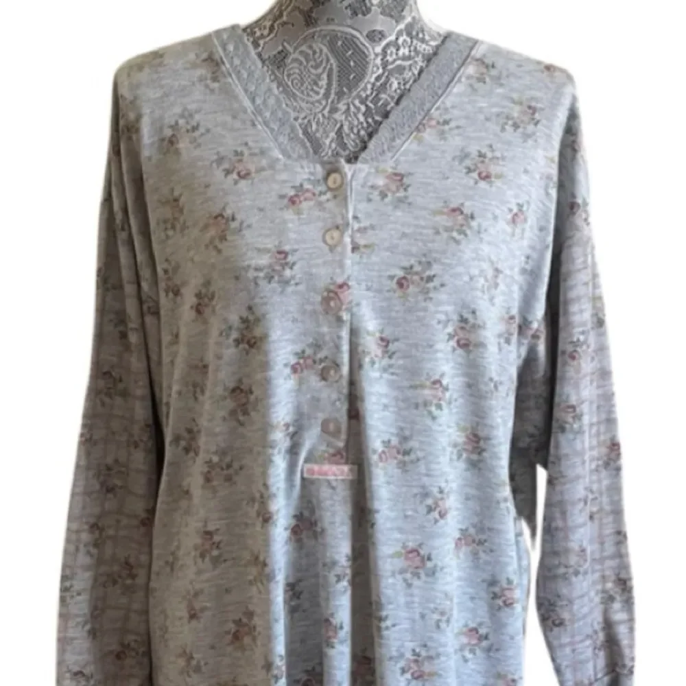 VINTAGE Sasson Intimates Floral Print Nightgown Gray One Size